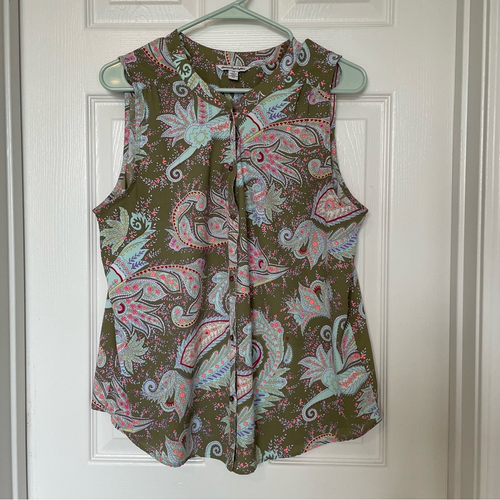 American Eagle Outfitters Green Floral Button Up Blouse Size Large